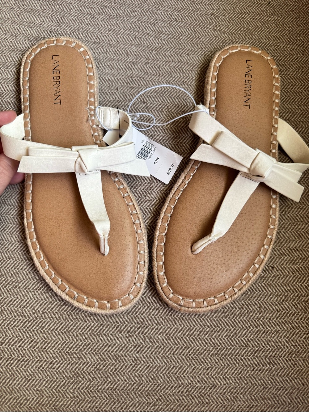 Lane Bryant Dream Cloud Bow Thong Espadrille Sandal - 8.5 Wide Width -NWTs - Picture 3 of 9